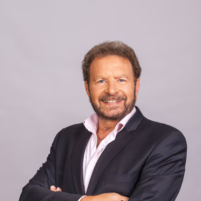 פישר את שוחט — החזן והפסנתרן