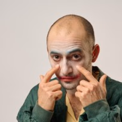 משרתם של שני אדונים