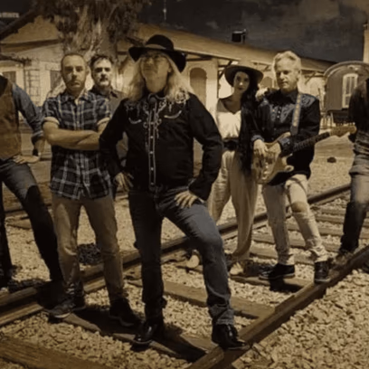 Nashville Outlaws || Nashville Outlaws: Three Chords and a Heart – American Country