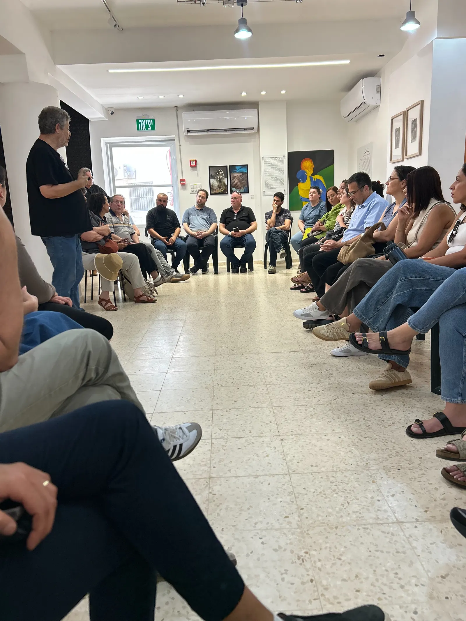 Visit of the Ministry of Culture’s Culture Administration and Legal Department to the gallery
