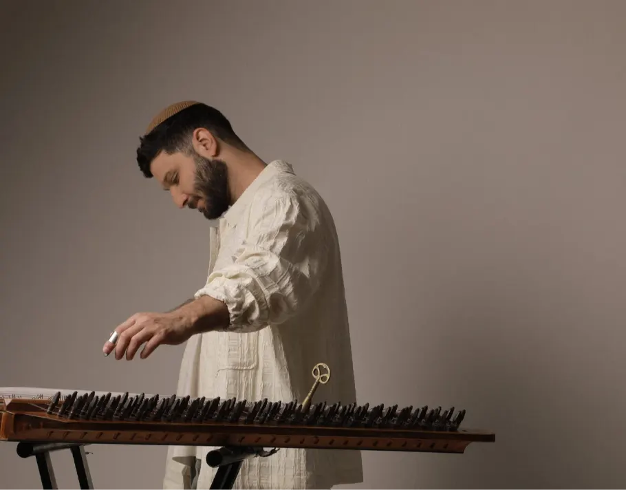 Amir Aliyev: Acoustic-Electronic Duo