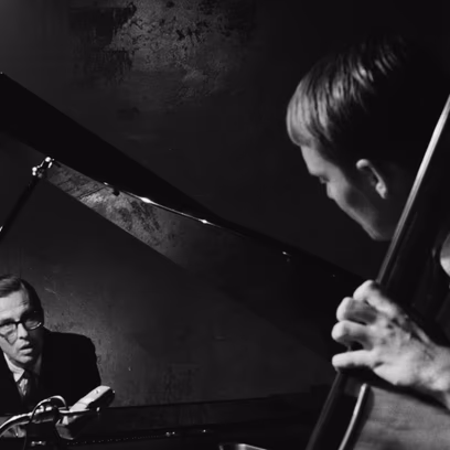Everybody Digs Bill Evans
