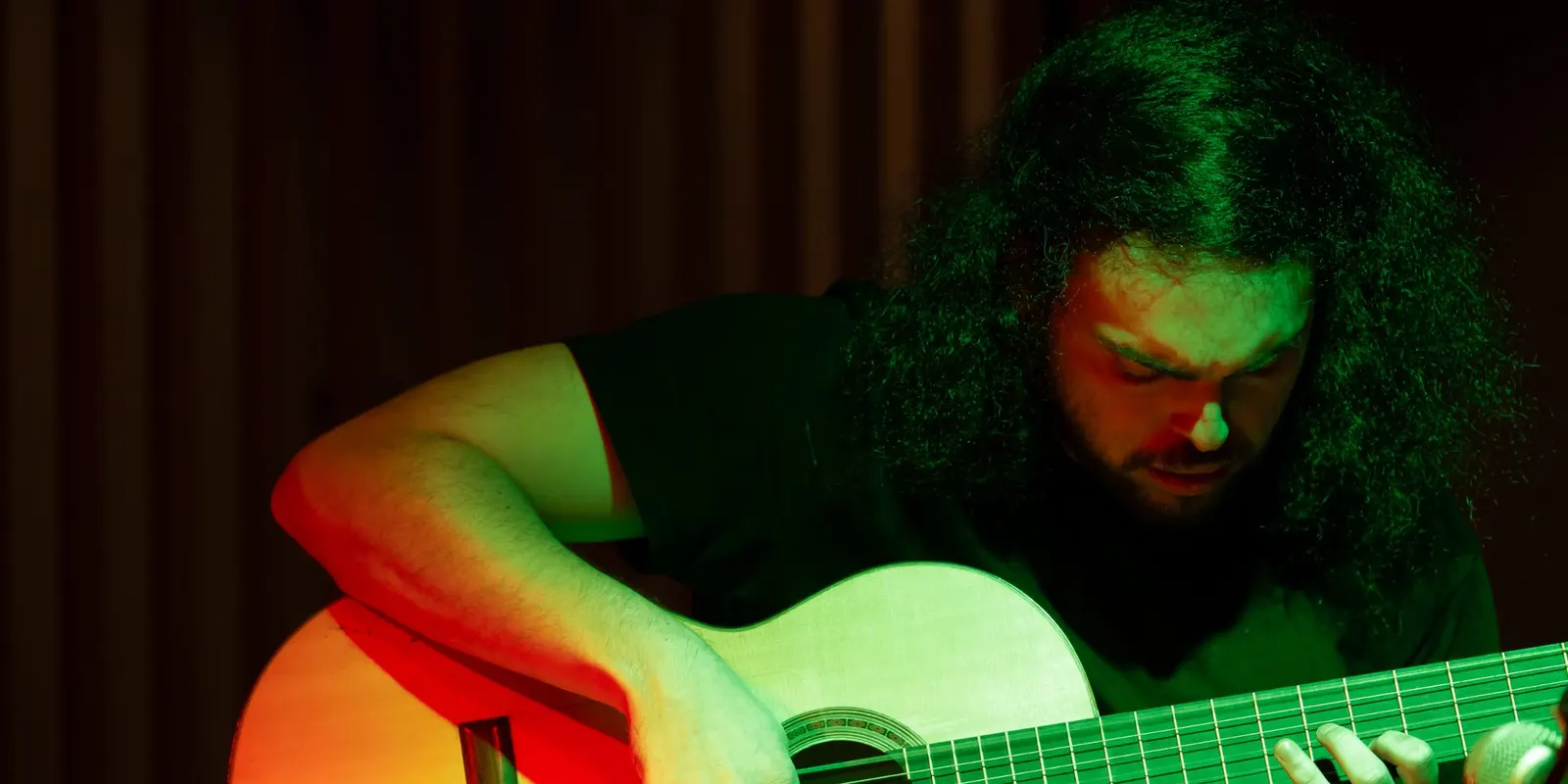 Yam Raviv – The Guitar Wizard