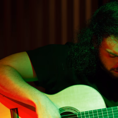 Yam Raviv – The Guitar Wizard